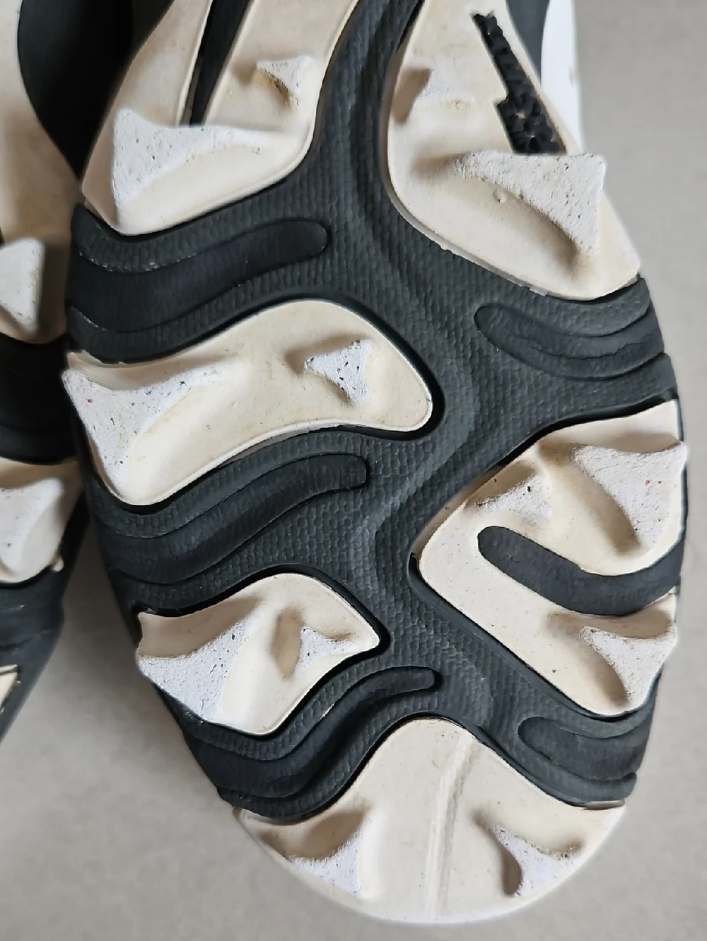 Nike White And Black Baseball Cleats